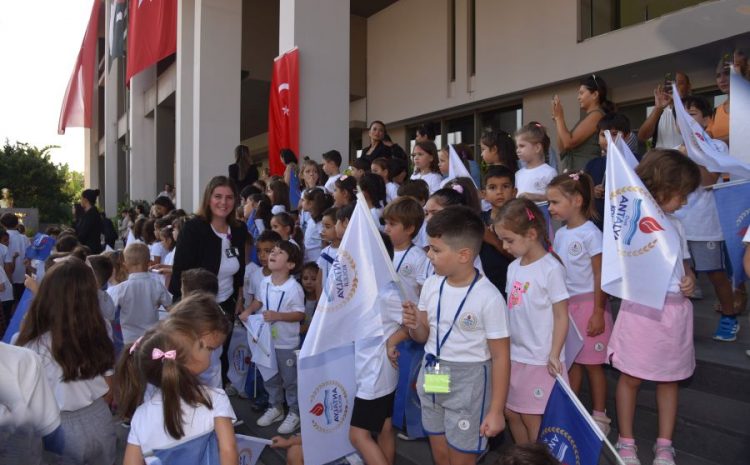  Özel Antalya Koleji Okullarında İlk Ders Zili Çaldı