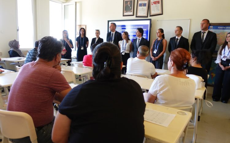  Özel Antalya Koleji Okullarında Veli Bilgilendirme Toplantısı